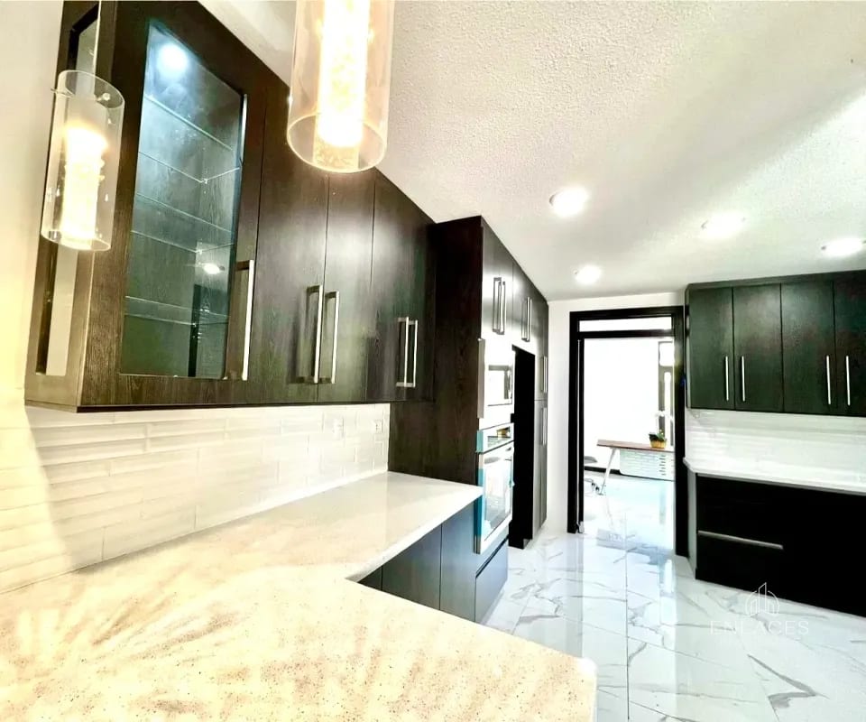 Zona 7 de Mixco • Casa en venta • Condominio Quinta Los Encinos — Casa en Venta en Quinta Los Encinos, Zona 7 Mixco, Guatemala, Ciudad — foto 1 de 14