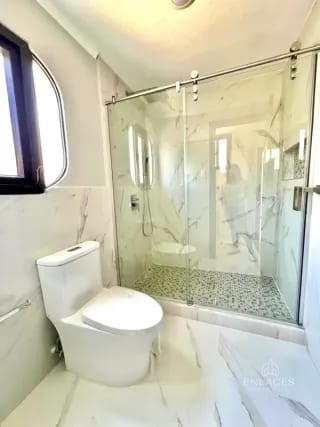 Zona 7 de Mixco • Casa en venta • Condominio Quinta Los Encinos — Casa en Venta en Quinta Los Encinos, Zona 7 Mixco, Guatemala, Ciudad — miniatura 11 de 14