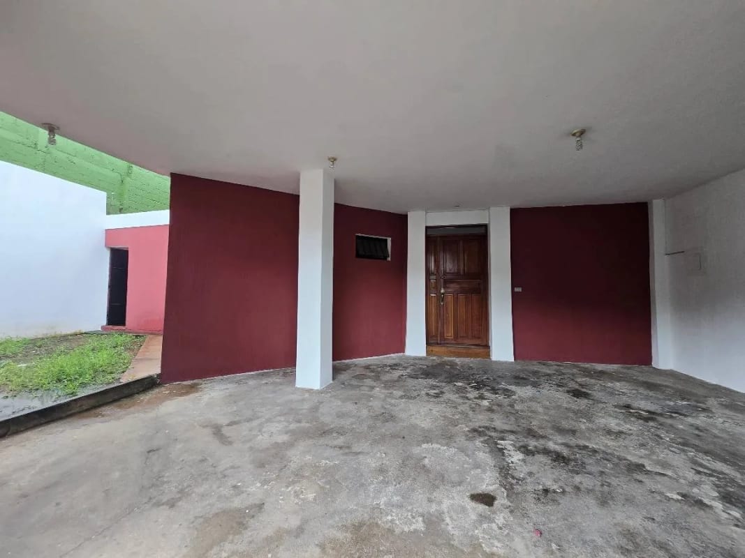 Se vende casa, 4 habitaciones, Boulevard Balcones, San Cristóbal – Mixco — Casa en Venta en Zona 8 Mixco, Guatemala, Ciudad — foto 10 de 12