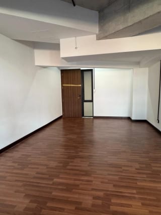 Oficina en renta en Edificio Septimo zona 4 — Oficina en Alquiler en Zona 4, Guatemala, Ciudad — miniatura 1 de 7