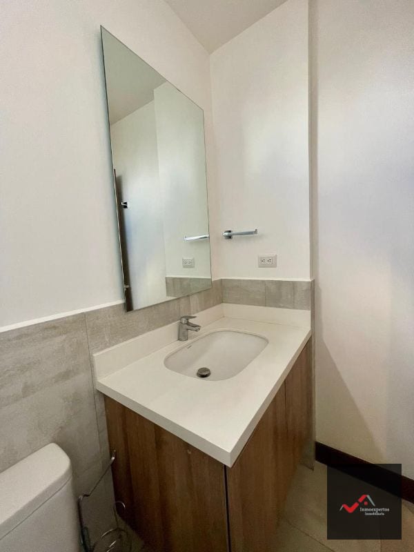 APARTAMENTO EN VENTA ZONA 14 CASA CAÑADA — Apartamento en Venta en Zona 14, Guatemala, Ciudad — foto 8 de 16