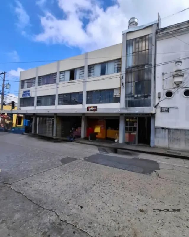 OFICINA EN RENTA, ZONA 1, CENTRO HISTÓRICO, FRENTE A IGLESIA SANTO DOMINGO. — Oficina en Alquiler en El Centro, Zona 1, Guatemala, Ciudad — foto 1 de 7
