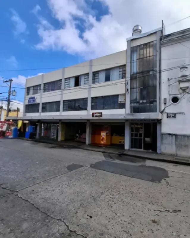 OFICINA EN RENTA, ZONA 1, CENTRO HISTÓRICO, FRENTE A IGLESIA SANTO DOMINGO. — Oficina en Alquiler en El Centro, Zona 1, Guatemala, Ciudad — foto 5 de 7