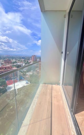 HERMOSO APARTAMENTO EN VENTA ZONA 15  BADEN — Apartamento en Venta en Baden, Zona 15, Guatemala, Ciudad — miniatura 10 de 13