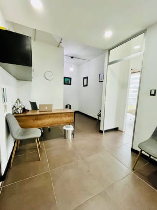 Zona 15 Vendo Oficina Edificio Domani — Edificio en Venta en Domani, Zona 15, Guatemala, Ciudad — miniatura 2 de 5