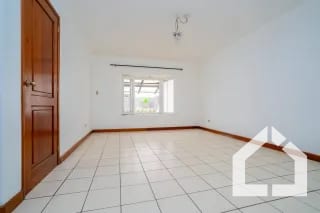 Amplia casa de 4 habitaciones en Residenciales San Miguel, km. 16.5 entrada a Olmeca — Casa en Venta en Carretera a El Salvador, Guatemala, Ciudad — miniatura 4 de 17