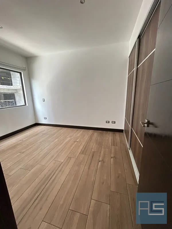 Apartamento en Venta, zona 10 cerca de Oakland Mall, La Estación, Diagonal 6 — Apartamento en Venta en Vivalt, Zona 10, Guatemala, Ciudad — foto 10 de 15