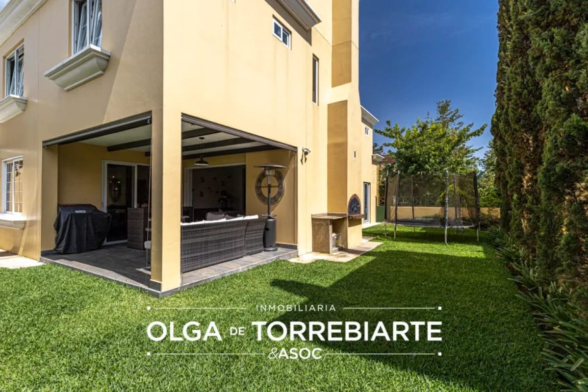 Casa en Condominio Entreverdes, Fraijanes — Casa en Venta en Entreverdes, Carretera a El Salvador, Guatemala, Ciudad — foto 4 de 17