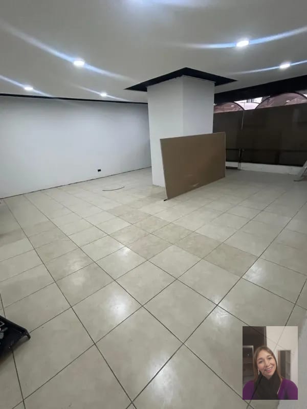 2 oficinas alquiler Géminis Z 10 — Oficina en Alquiler en Zona 10, Guatemala, Ciudad — foto 16 de 17