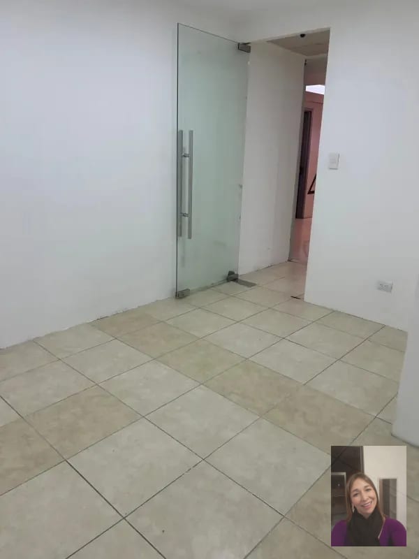2 oficinas alquiler Géminis Z 10 — Oficina en Alquiler en Zona 10, Guatemala, Ciudad — foto 5 de 17