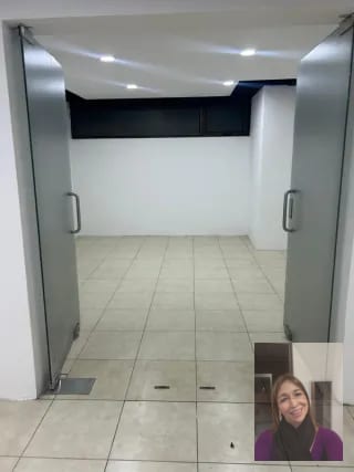 2 oficinas alquiler Géminis Z 10 — Oficina en Alquiler en Zona 10, Guatemala, Ciudad — miniatura 2 de 17