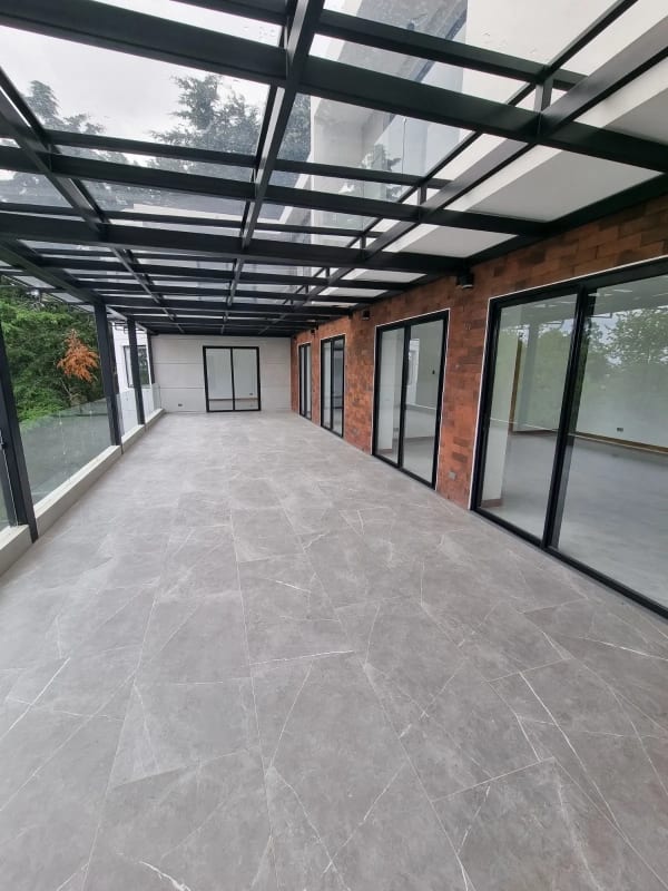 Hermosa Mansión Condominio SAUSALITO Km. 22.5 Carretera a El Salvador — Casa en Venta en Carretera a El Salvador, Guatemala, Ciudad — foto 4 de 17