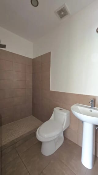 Apartamento en venta en zona 16 nivel bajo — Apartamento en Venta en Zona 16, Guatemala, Ciudad — miniatura 4 de 15