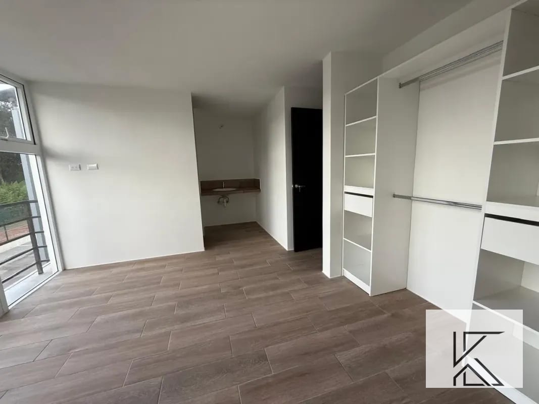 Casa en Venta en Proyecto los Pinabetes, Closter los Eucaliptos, Carretera al Salvador — Casa en Venta en Los Pinabetes, Carretera a El Salvador, Guatemala, Ciudad — foto 8 de 17
