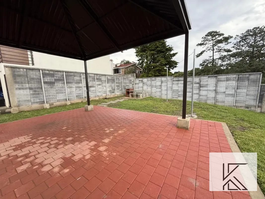 Casa en Venta en Proyecto los Pinabetes, Closter los Eucaliptos, Carretera al Salvador — Casa en Venta en Los Pinabetes, Carretera a El Salvador, Guatemala, Ciudad — foto 13 de 17