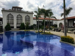 Ramblas de Cayalá zona 16, alquilo apartamento — Apartamento en Alquiler en Ramblas de Cayalá, Zona 16, Guatemala, Ciudad — miniatura 1 de 14