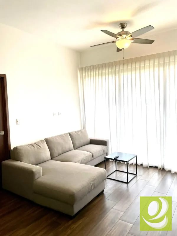 APARTAMENTO AMUEBLADO EN RENTA EN EDIFICIO DE ZONA 10 — Apartamento en Alquiler en Zona 10, Guatemala, Ciudad — foto 1 de 6