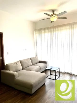 APARTAMENTO AMUEBLADO EN RENTA EN EDIFICIO DE ZONA 10 — Apartamento en Alquiler en Zona 10, Guatemala, Ciudad — miniatura 1 de 6
