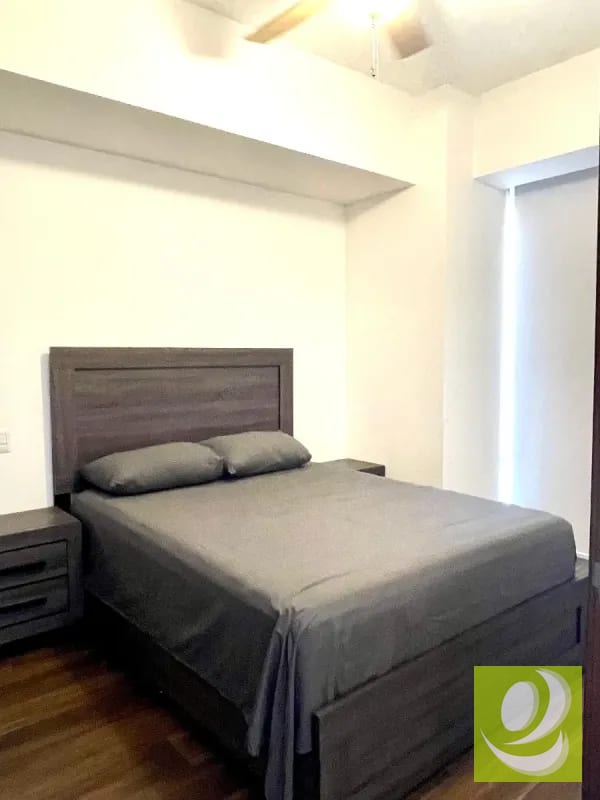 APARTAMENTO AMUEBLADO EN RENTA EN EDIFICIO DE ZONA 10 — Apartamento en Alquiler en Zona 10, Guatemala, Ciudad — foto 5 de 6