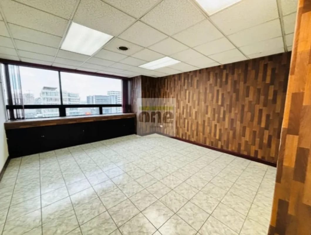 ZONA 9 Torre Azul Vendo 5 oficinas Juntas — Oficina en Venta en Zona 9, Guatemala, Ciudad — foto 2 de 8