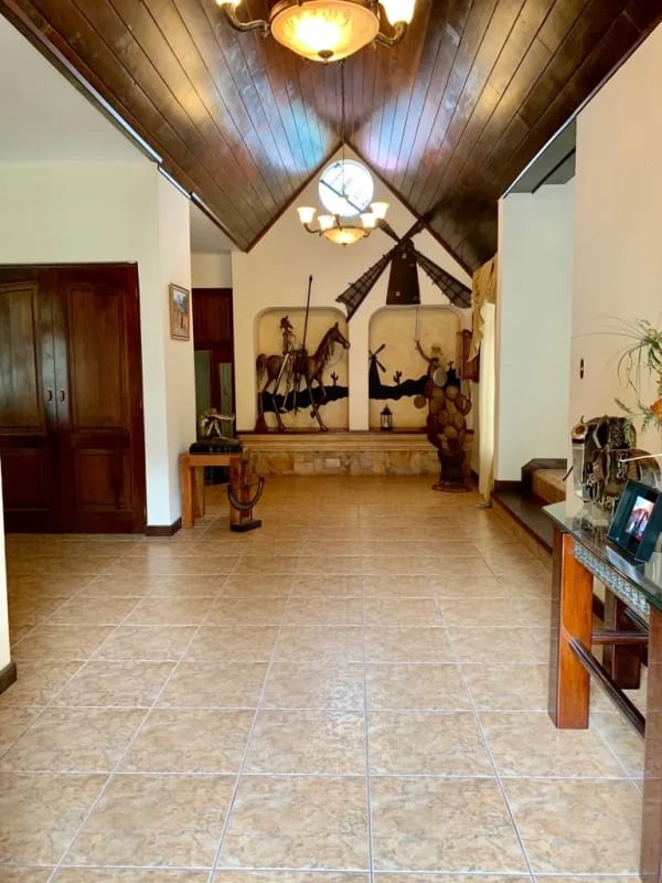 🏠Se vende casa de un nivel con hermoso jardín, en Casa y Campo, Carretera a El Salvador — Casa en Venta en Carretera a El Salvador, Guatemala, Ciudad — foto 6 de 17