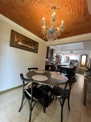 🏡 Hermosa casa en venta – El Encinal — Casa en Venta en El Encinal, Zona 7 Mixco, Guatemala, Ciudad — miniatura 11 de 11