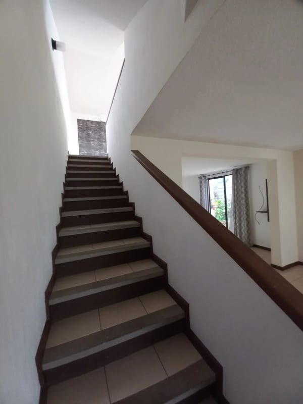🏡 Venta de Casa en Carretera a El Salvador,  Km 19.8 — Casa en Venta en Carretera a El Salvador, Guatemala, Ciudad — foto 14 de 17