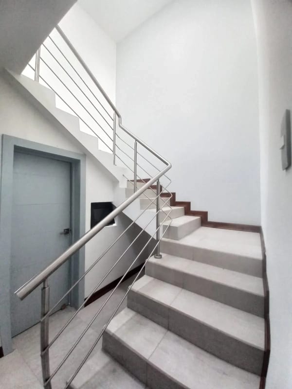 🏡 Casa de lujo con apartamento independiente – Km 19 Carretera a San José Pinula — Casa en Venta en km 16-20, Carretera a El Salvador, Guatemala, Ciudad — foto 7 de 17