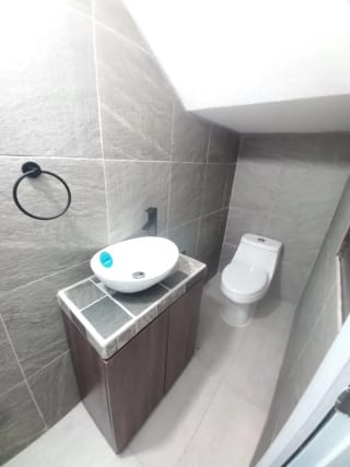 🏡 Casa de lujo con apartamento independiente – Km 19 Carretera a San José Pinula — Casa en Venta en km 16-20, Carretera a El Salvador, Guatemala, Ciudad — miniatura 6 de 17