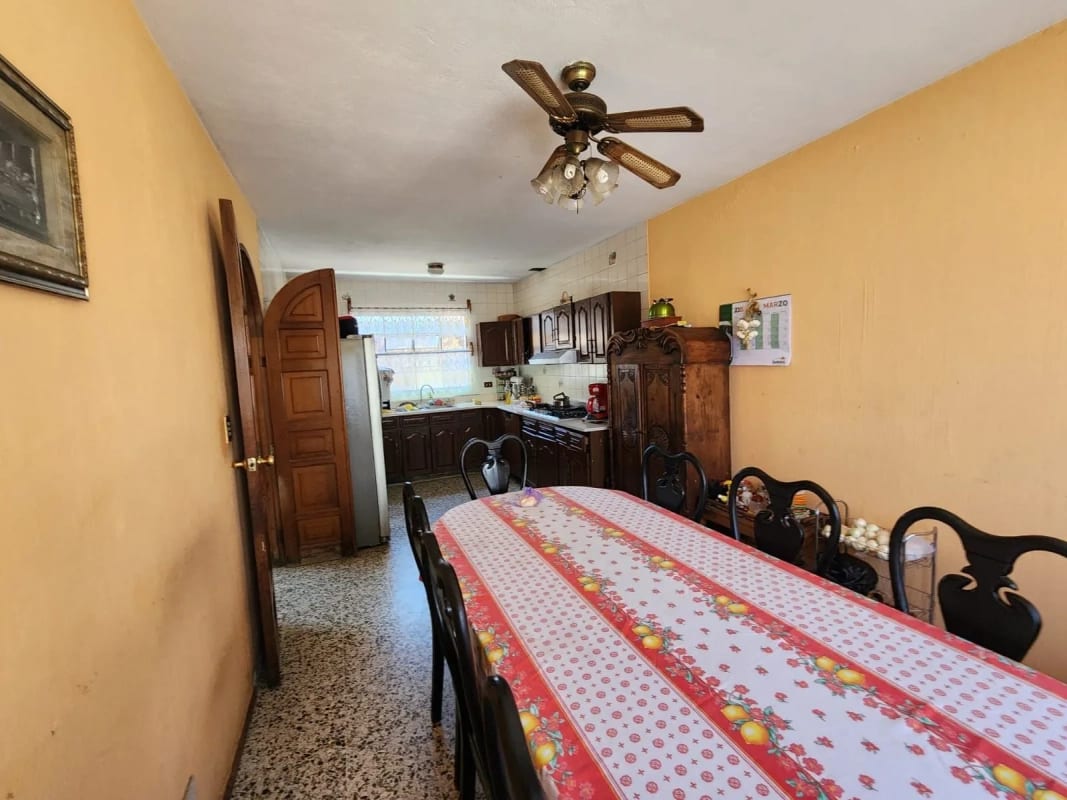 🏡 ¡Casa en venta en Zona 5, a pocos metros del Boulevard Asunción! — Casa en Venta en Zona 5, Guatemala, Ciudad — foto 5 de 14