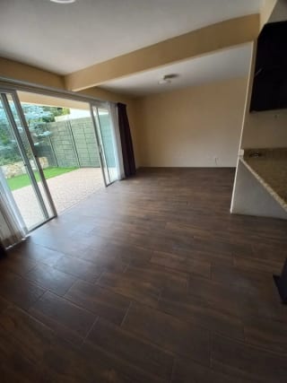 PRECIOSA CASA EN VENTA! 🏡 📍 A solo 5 minutos del cruce a Olmeca, Km 16.5 Carretera a El Salvador — Casa en Venta en Carretera a El Salvador, Guatemala, Ciudad — miniatura 13 de 13