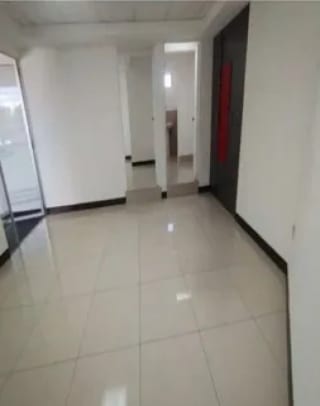 🏢 Oficina en Renta – Zona 13, Avenida Hincapié ¡Amplia, funcional y lista para usar! 📍 — Oficina en Alquiler en Zona 13, Guatemala, Ciudad — miniatura 6 de 7