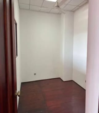 📍Oficina amplia en renta – Zona 13, Avenida Hincapié — Oficina en Alquiler en Zona 13, Guatemala, Ciudad — miniatura 3 de 6