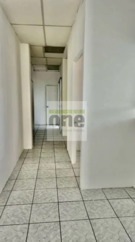Villa Nueva Complejo de bodegas ubicado en calzada concepción zona 6 Centro Comercial — Bodega / Ofibodega en Venta en Villa Nueva, Guatemala, Ciudad — foto 5 de 9