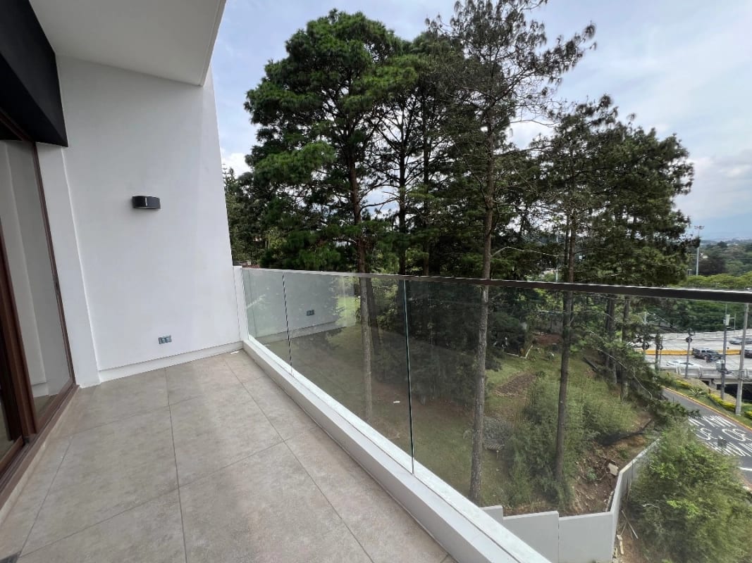 Apartamento Renta Zona 15 San Lázaro, 154 MTS2 + 39 Mts Terraza , 3 Dormitorios, + Dormitorio de Servicio $2,500 — Apartamento en Alquiler en Zona 15, Guatemala, Ciudad — foto 7 de 7