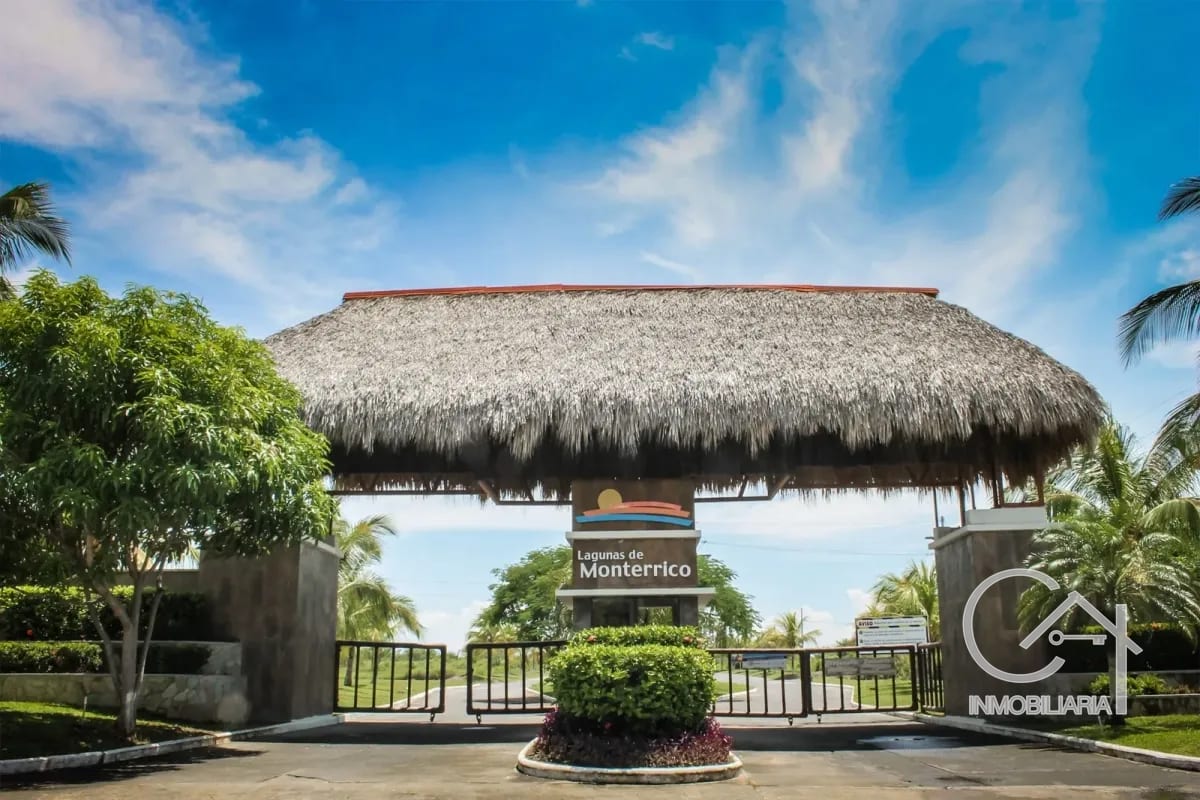 Terreno en Venta - Lagunas de Monterrico — Terreno en Venta en Monterrico, Santa Rosa — foto 1 de 8