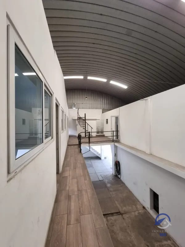 Casa en venta al final de la Avenida Petapa, zona 12 — Casa en Venta en Avenida Petapa, Zona 12, Guatemala, Ciudad — foto 4 de 16