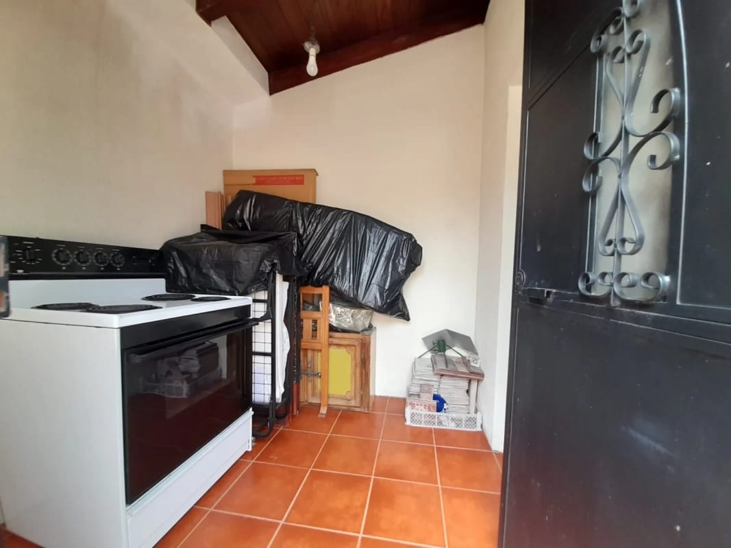 Vendo casa de 1 nivel en San Cristóbal!!!!! — Casa en Venta en Zona 8 Mixco, Guatemala, Ciudad — foto 10 de 16