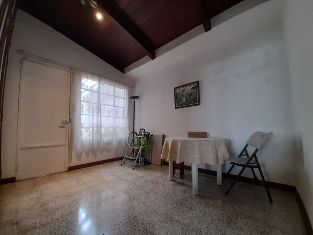Vendo casa de 1 nivel en San Cristóbal!!!!! — Casa en Venta en Zona 8 Mixco, Guatemala, Ciudad — foto 8 de 16