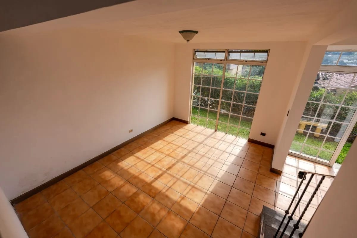 Casa en Venta Carretera a El Salvador km 16.5 San Miguel — Casa en Venta en Residenciales San Miguel, Carretera a El Salvador, Guatemala, Ciudad — foto 6 de 16