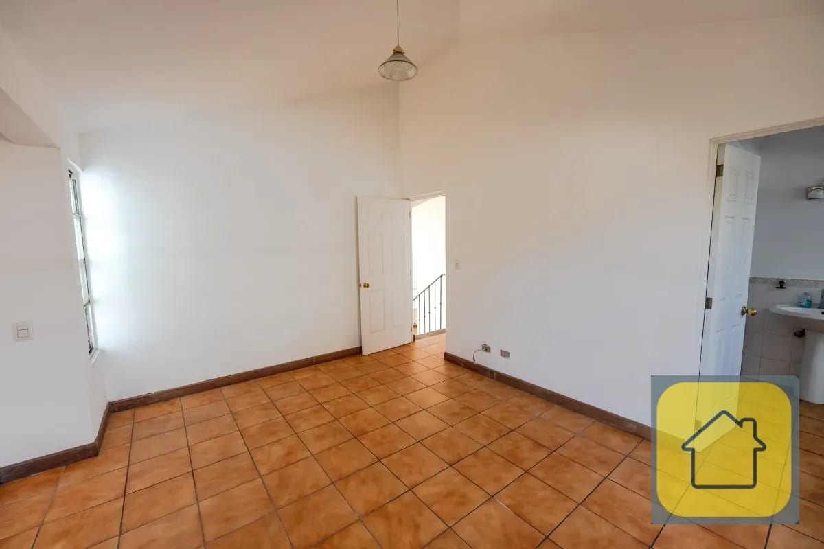 Casa en Venta Carretera a El Salvador km 16.5 San Miguel — Casa en Venta en Residenciales San Miguel, Carretera a El Salvador, Guatemala, Ciudad — foto 4 de 16