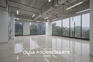 Oficina en Centro de Negocios Spazio, Zona 15 — Oficina en Alquiler en Spazio, Zona 15, Guatemala, Ciudad — miniatura 12 de 13