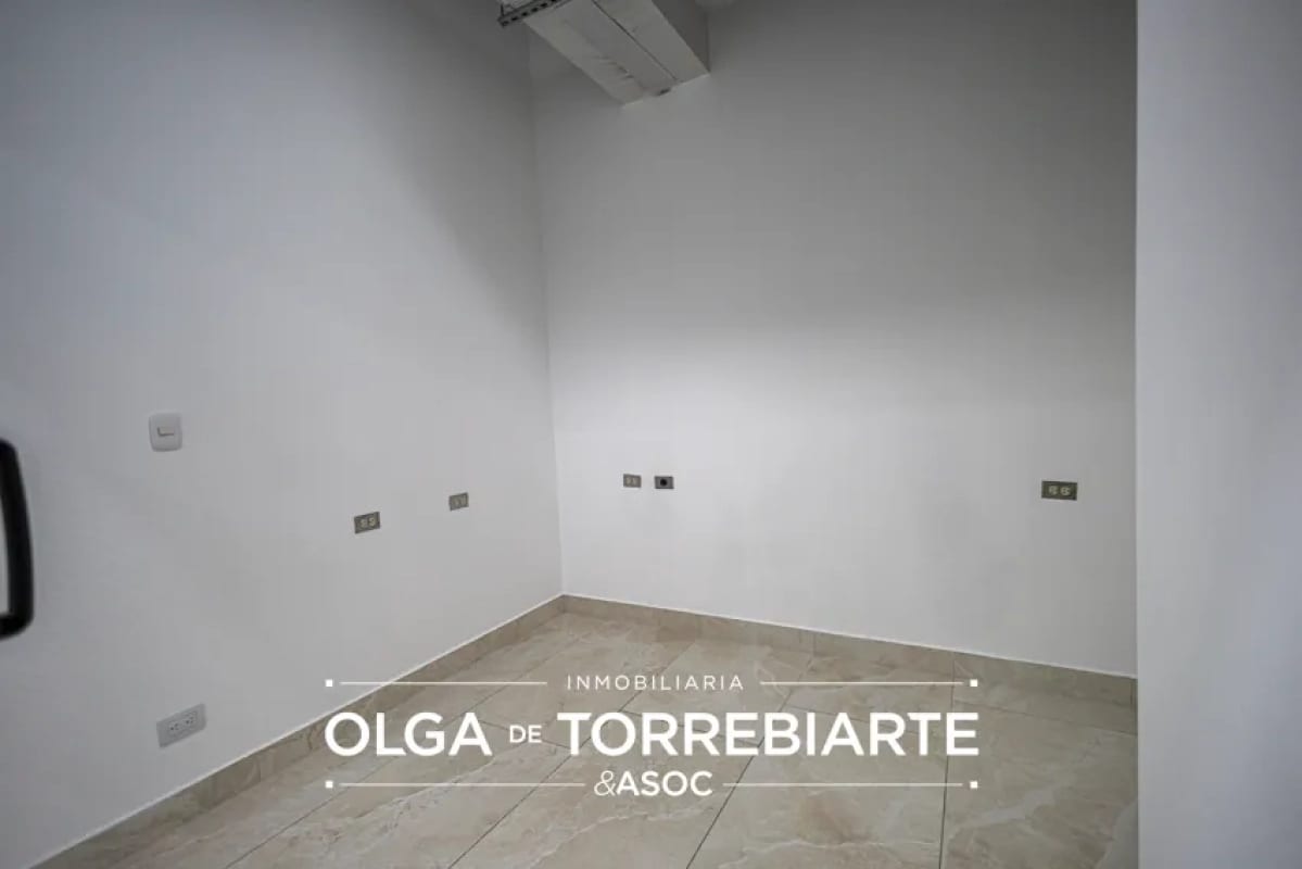 Oficina en Centro de Negocios Spazio, Zona 15 — Oficina en Alquiler en Spazio, Zona 15, Guatemala, Ciudad — foto 6 de 13