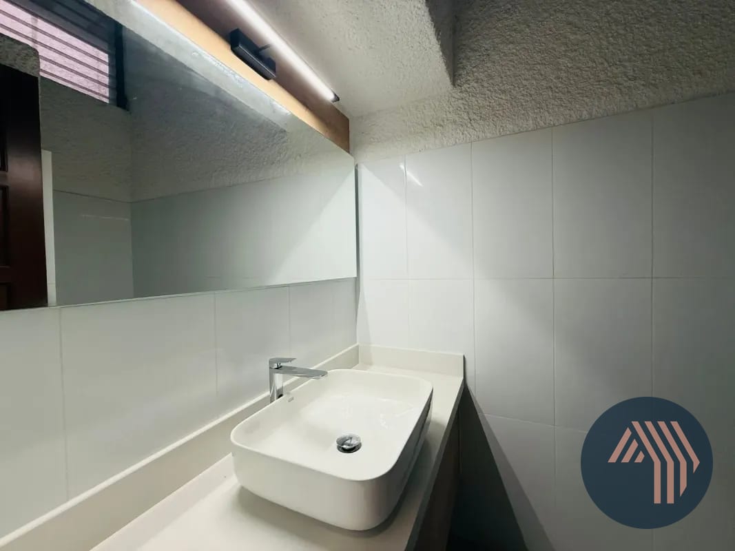 ALQUILER DE APTO. TIPO TOWNHOUSE - LA SOLANA, ZONA 15 — Apartamento en Alquiler en Zona 15, Guatemala, Ciudad — foto 2 de 16