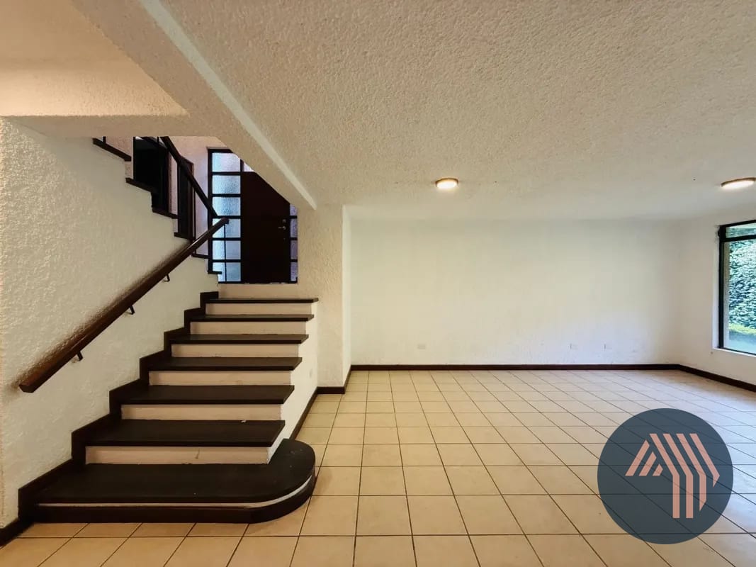 ALQUILER DE APTO. TIPO TOWNHOUSE - LA SOLANA, ZONA 15 — Apartamento en Alquiler en Zona 15, Guatemala, Ciudad — foto 3 de 16