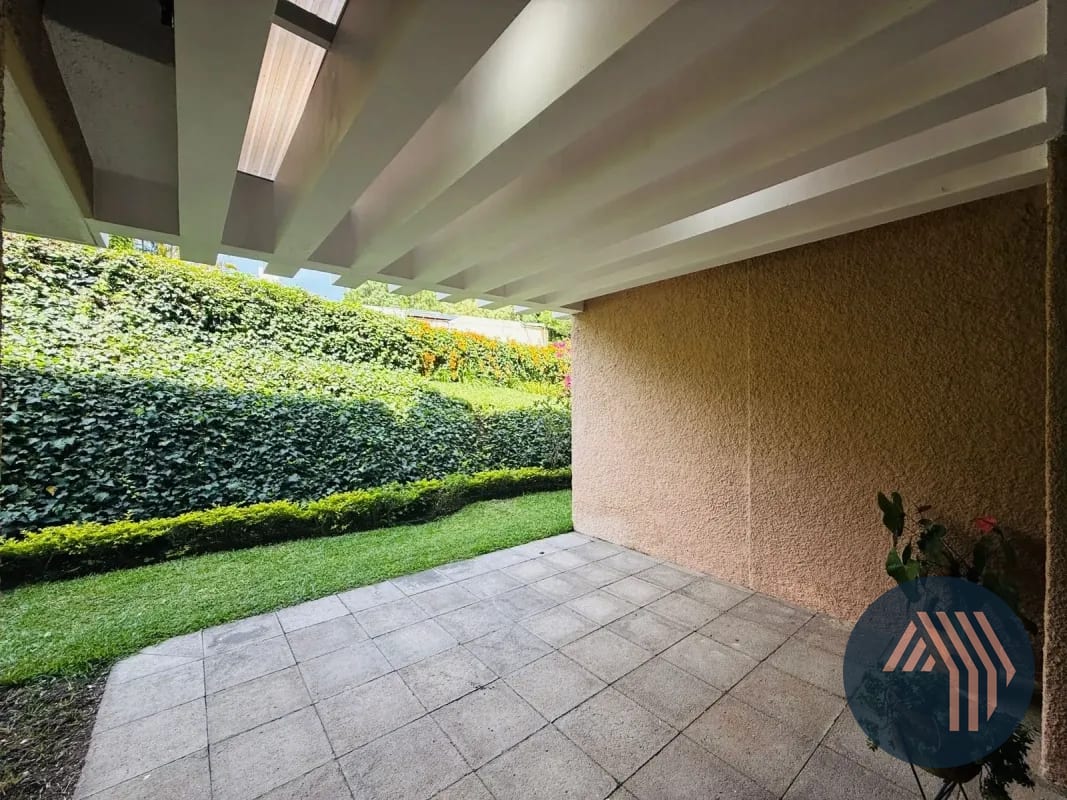 ALQUILER DE APTO. TIPO TOWNHOUSE - LA SOLANA, ZONA 15 — Apartamento en Alquiler en Zona 15, Guatemala, Ciudad — foto 5 de 16