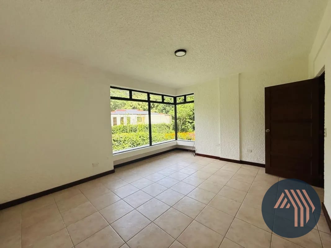 ALQUILER DE APTO. TIPO TOWNHOUSE - LA SOLANA, ZONA 15 — Apartamento en Alquiler en Zona 15, Guatemala, Ciudad — foto 11 de 16