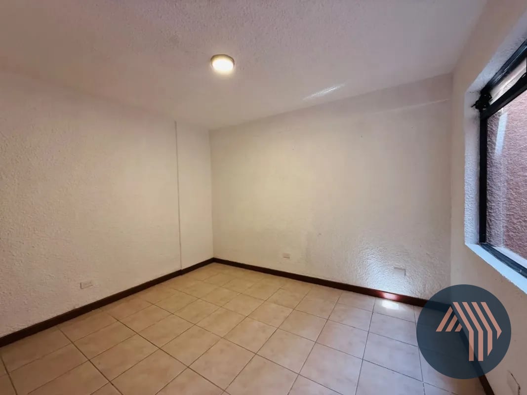 ALQUILER DE APTO. TIPO TOWNHOUSE - LA SOLANA, ZONA 15 — Apartamento en Alquiler en Zona 15, Guatemala, Ciudad — foto 12 de 16