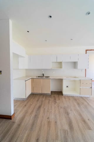 Apartamento en venta a una cuadra de Av Las Americas — Apartamento en Venta en Zona 14, Guatemala, Ciudad — miniatura 3 de 11