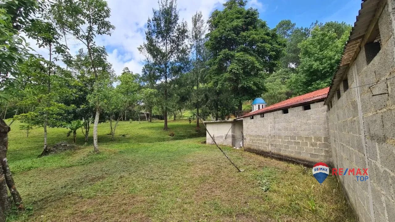 TERRENO COMERCIAL DE 1 MANZANA  ENTRADA DE COBÁN, ALTA VERAPAZ — Terreno en Venta en Cobán, Alta Verapaz — foto 1 de 4